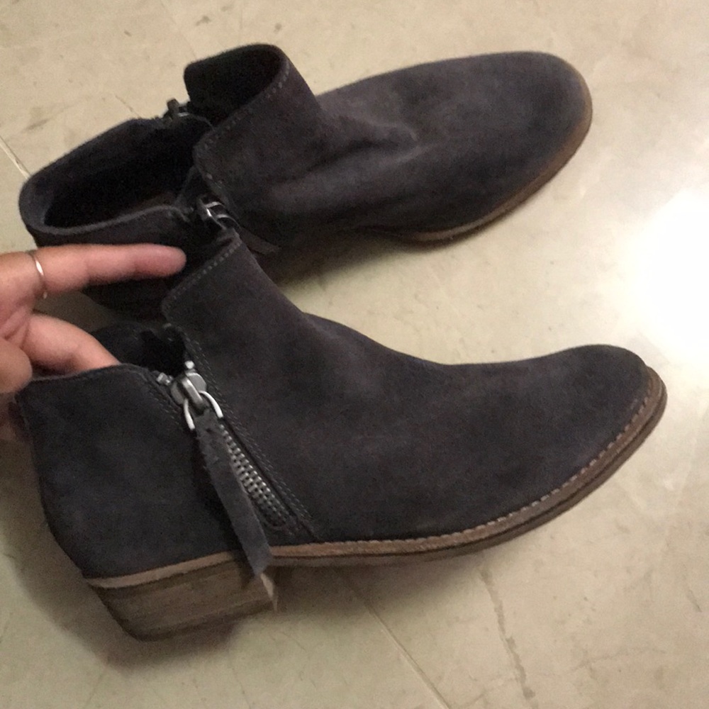 Dolce Vita suede booties